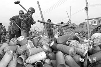 多部门联手 捣毁废旧塑料加工窝点