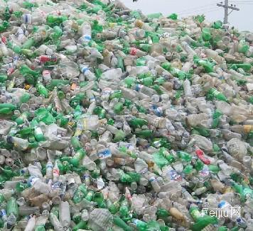 受油价飙升影响 废塑料瓶回收价涨至1毛