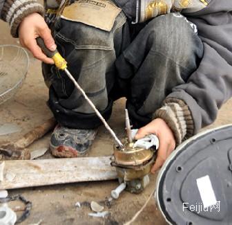 电子垃圾提炼稀土 日本废品中捡“黄金”