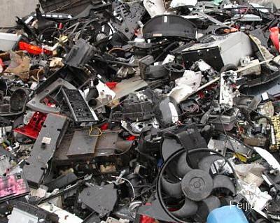 汽车行业对汽车塑料零部件的需求日益提高