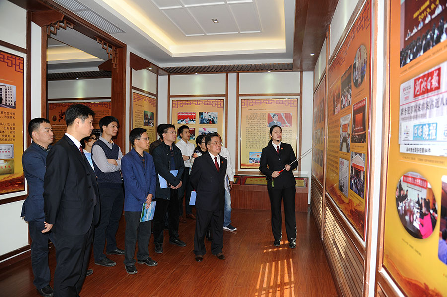 1534926537382716.jpg 21.jpg